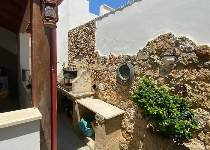 Casa Lazzarone بيت للعطل